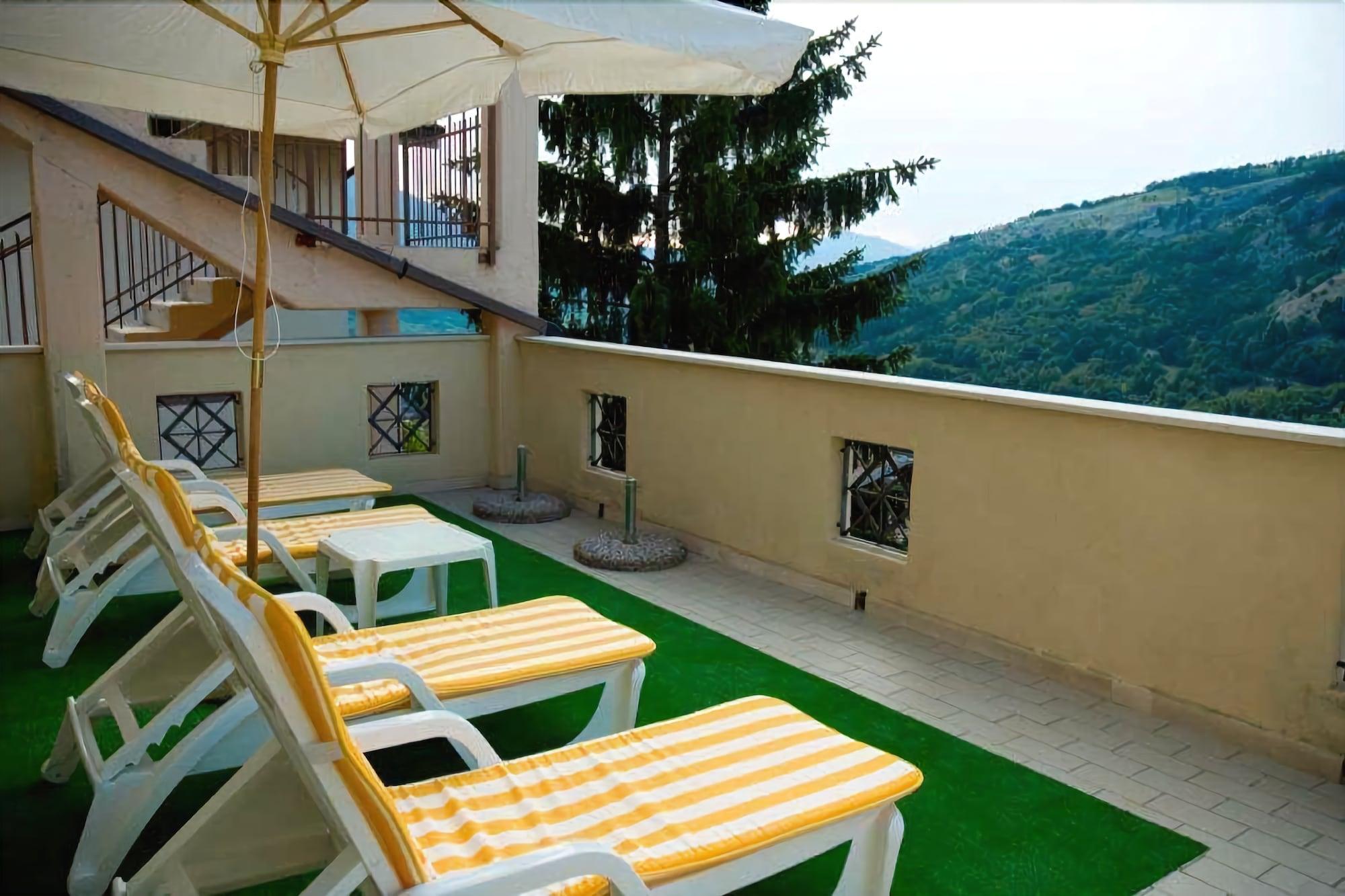 Hotel Viola Caramanico Terme Exterior foto